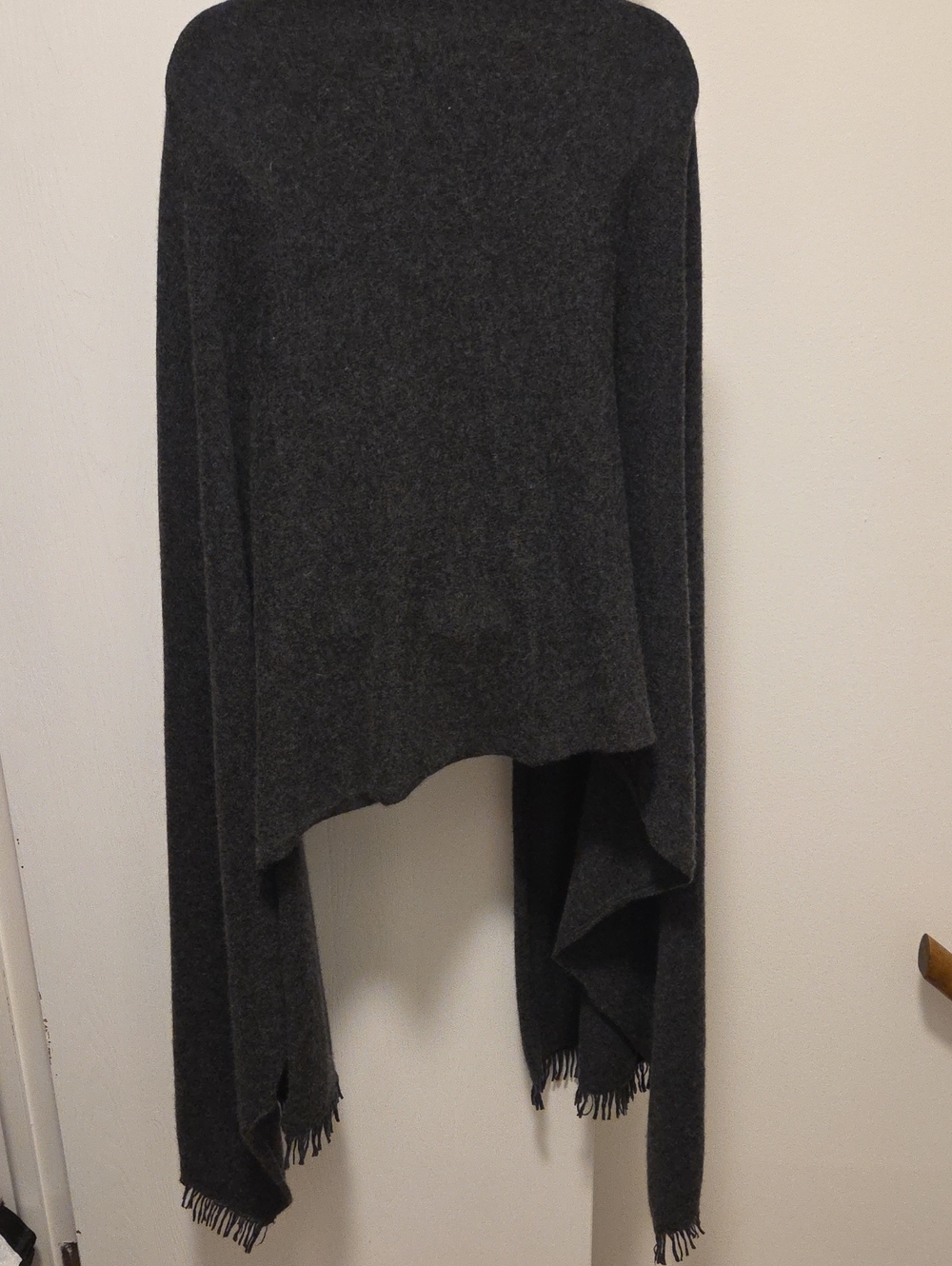 100% Cashmere Gray Scarf Shawl - Picture 3 of 3